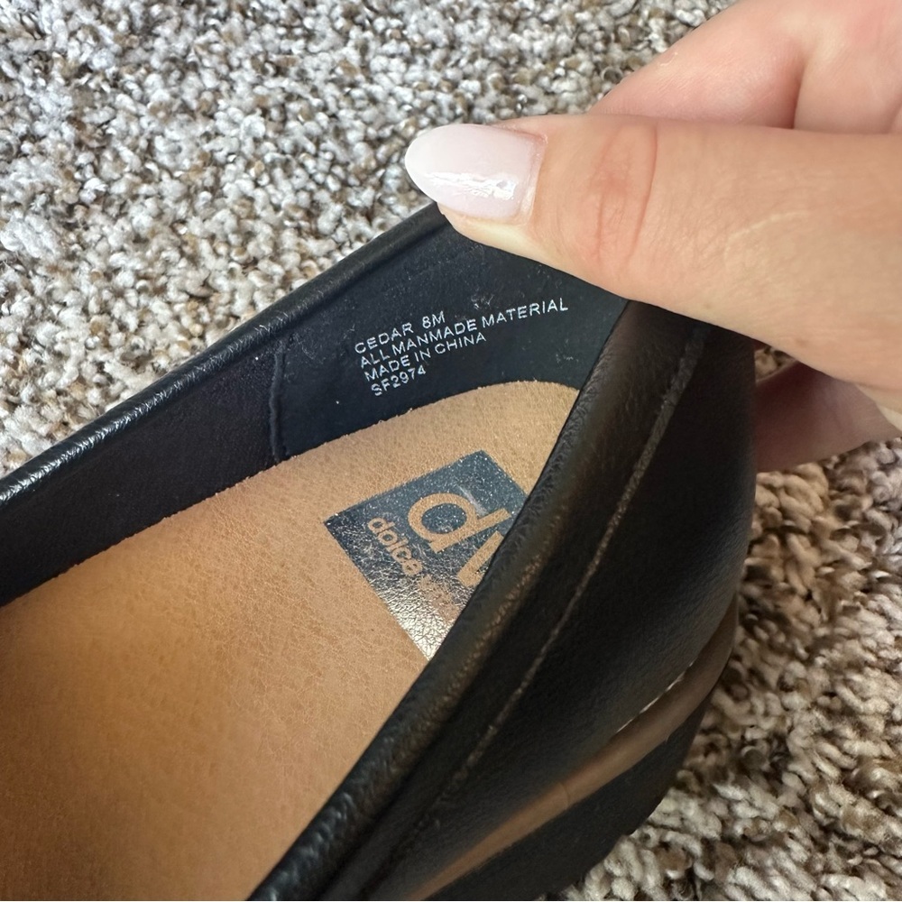 DV Dolce Vita Women’s Penny Loafers. Black. Size 8. - Picture 6 of 6